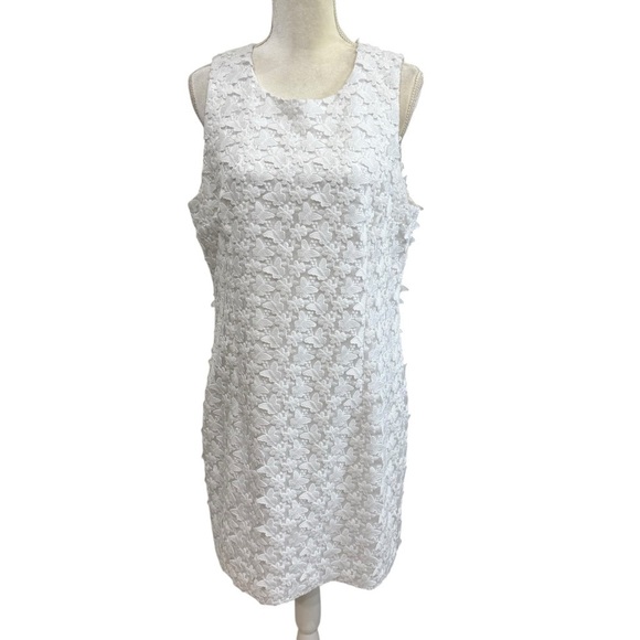 Lilly Pulitzer Mila Women’s Size 14 Lace Shift White Butterfly Garden 3D NWT - Picture 1 of 13